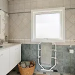2 Bedroom Amazing In Semesterbostad